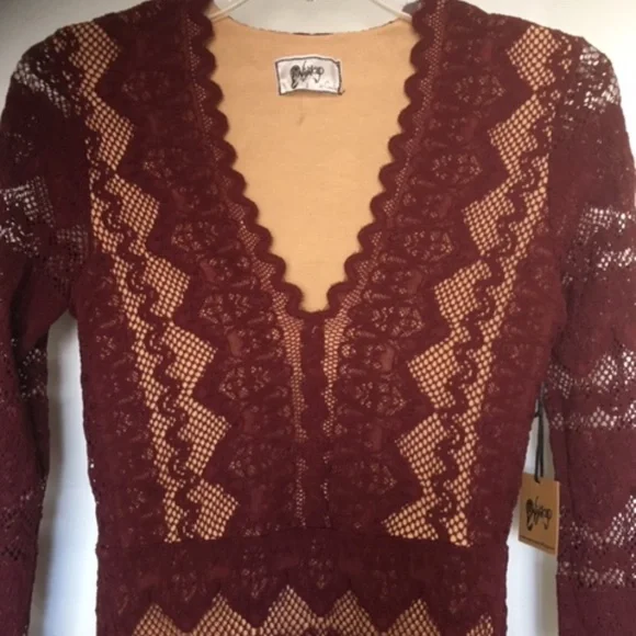NWT NIGHTCAP SIERRA LACE V NECK Long Sleeve Dress Garnet Sz 1 - Picture 5 of 12